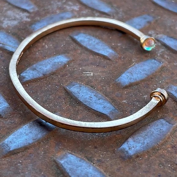 Kendra Scott Bracelet Antique Thin Cuff Wrist Band Bangle Gold Tone Jewelry - Picture 4 of 10